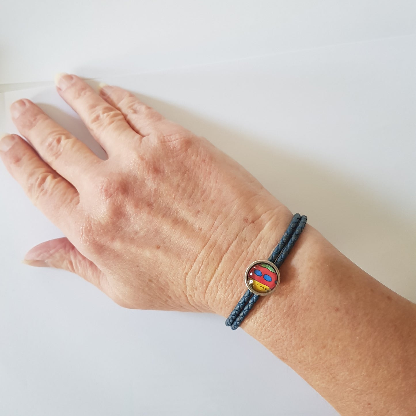 Bracelet Artisanal Alma Cuir Blanc Antique