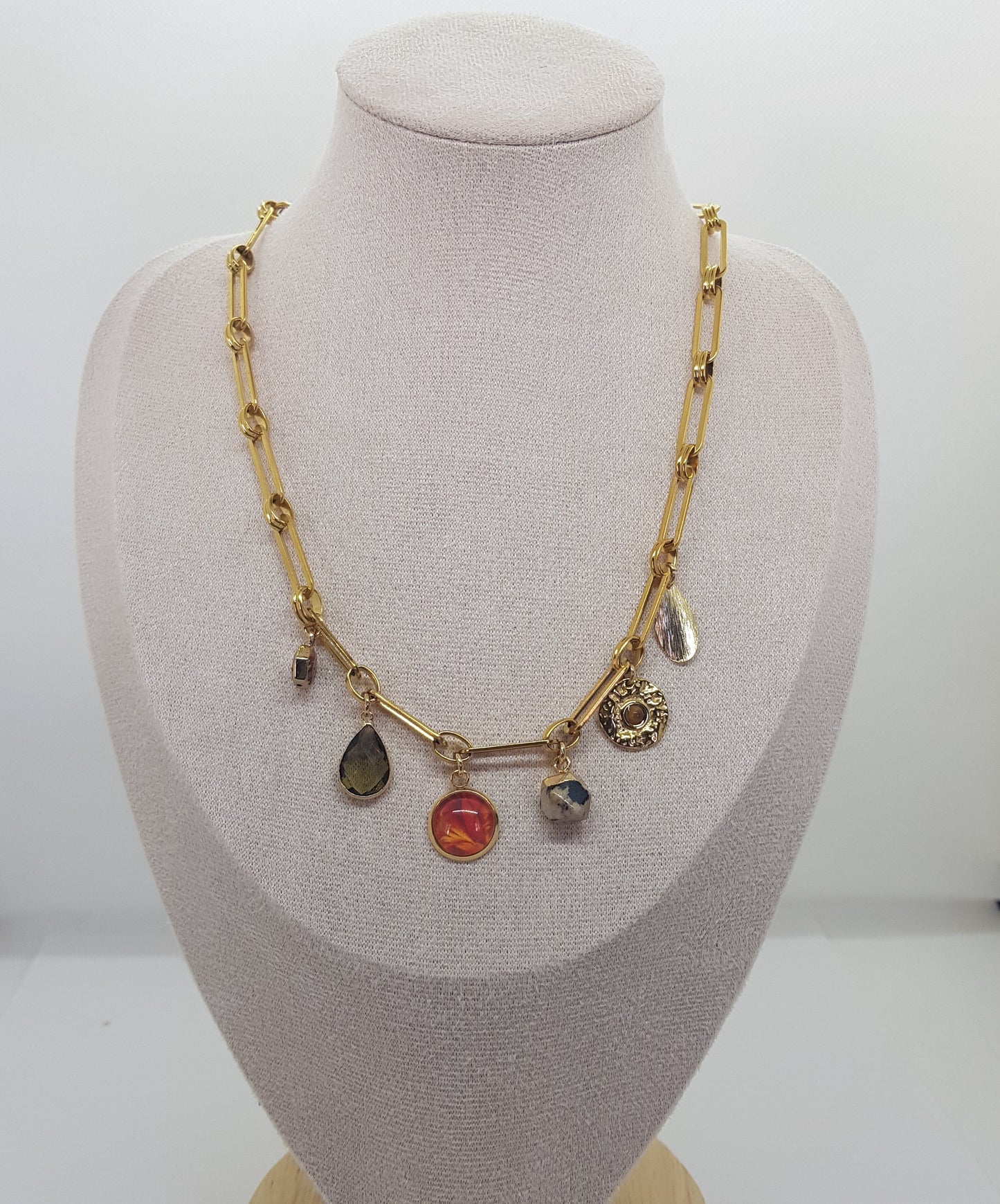 Collier Charms Artisanal Fanel