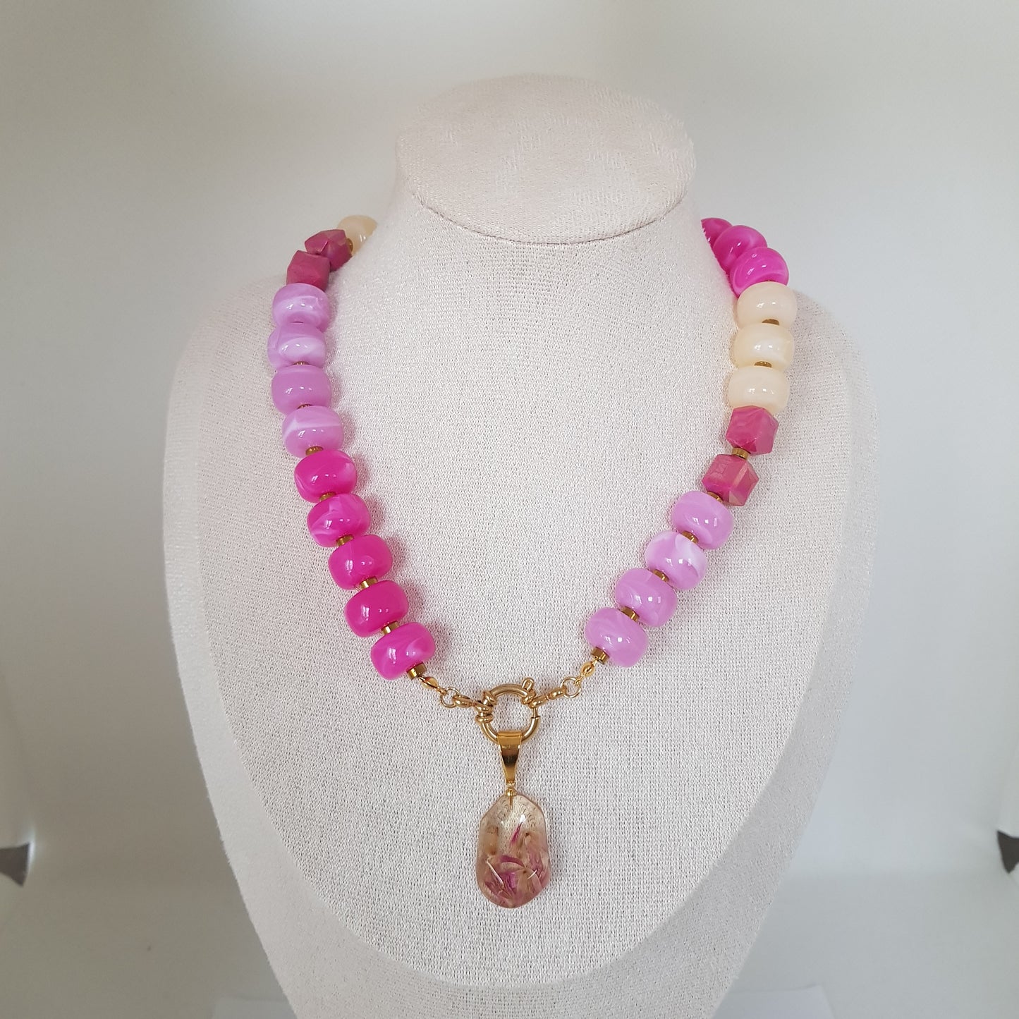 Collier Perle Artisanal Fleur